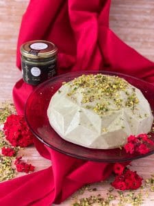 Scopri di più sull'articolo Semifreddo al pistacchio – [RICETTA] [VIDEO]